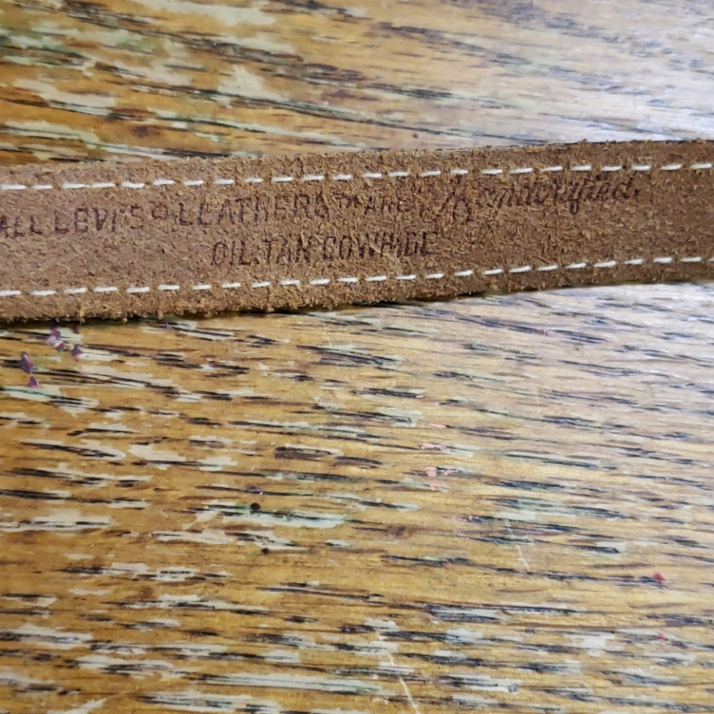 Medium Levi's girls brown belt - Picture 5 of 7